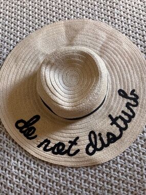 Floppy Beach Hat- Do Not Disturb ☀️